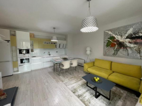 Lake Apartment Tirana